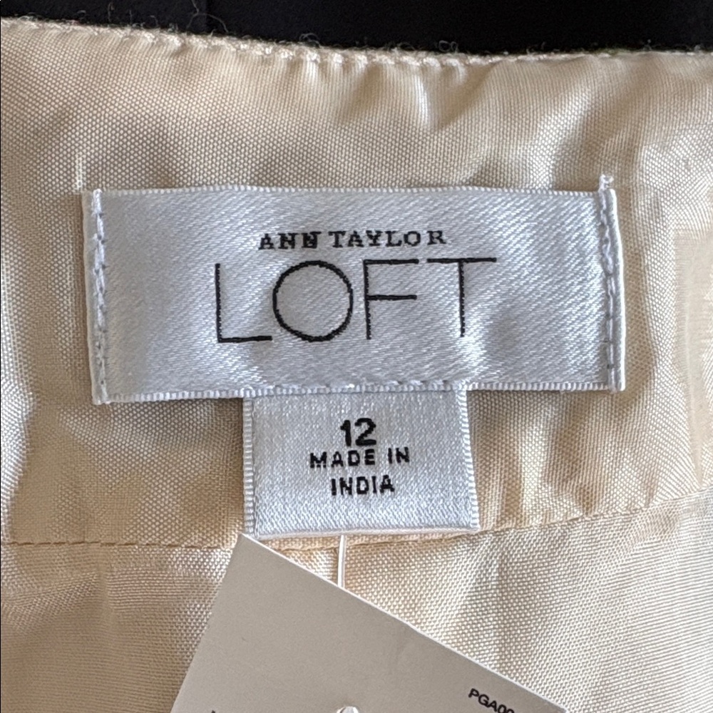 LOFT Cream Skirt with Blue and Green Embroidery - Picture 2 of 4